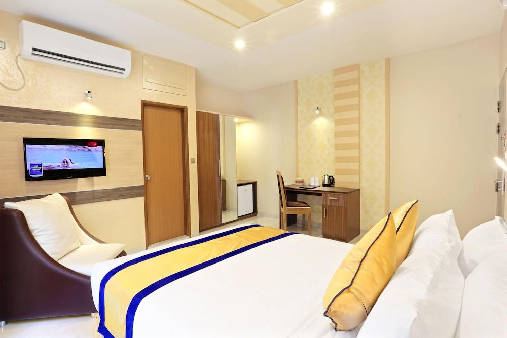 Asia Hotel & Resorts Dhaka Esterno foto