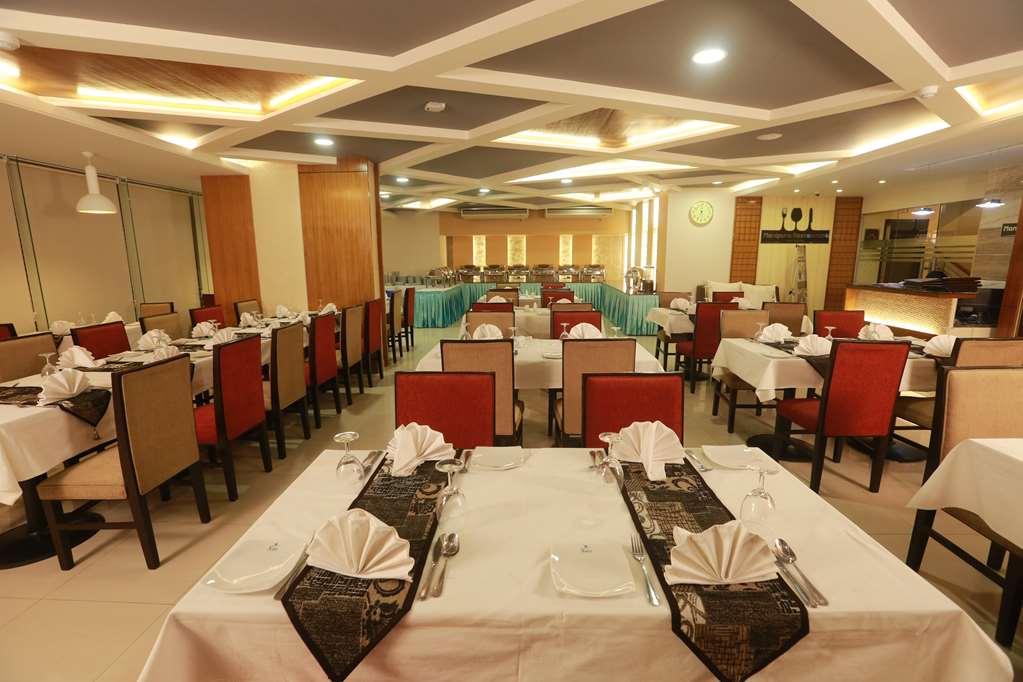 Asia Hotel & Resorts Dhaka Ristorante foto